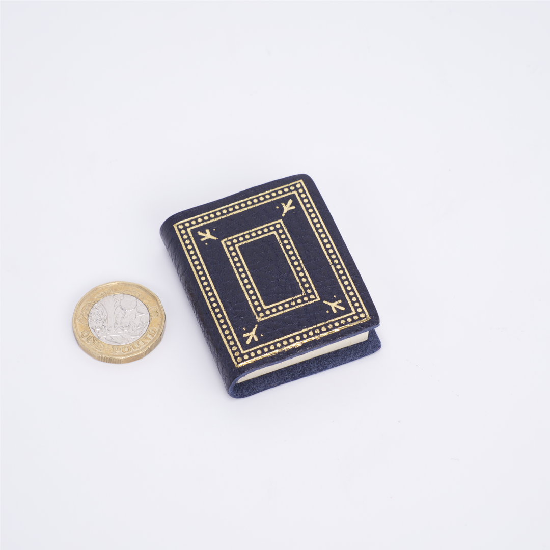 Minuscule Geometric